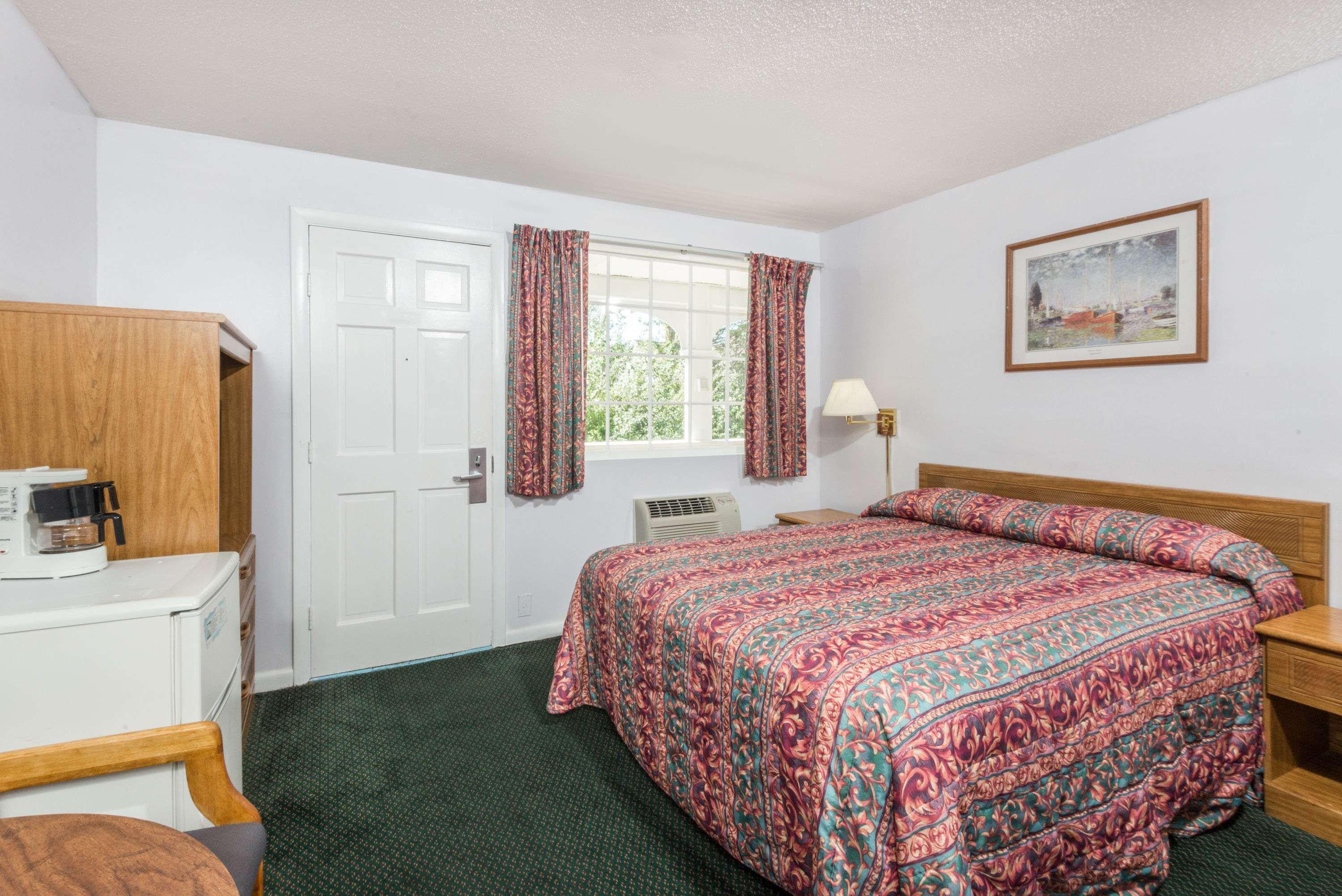 Travelodge By Wyndham Cape Cod Area West Dennis Buitenkant foto