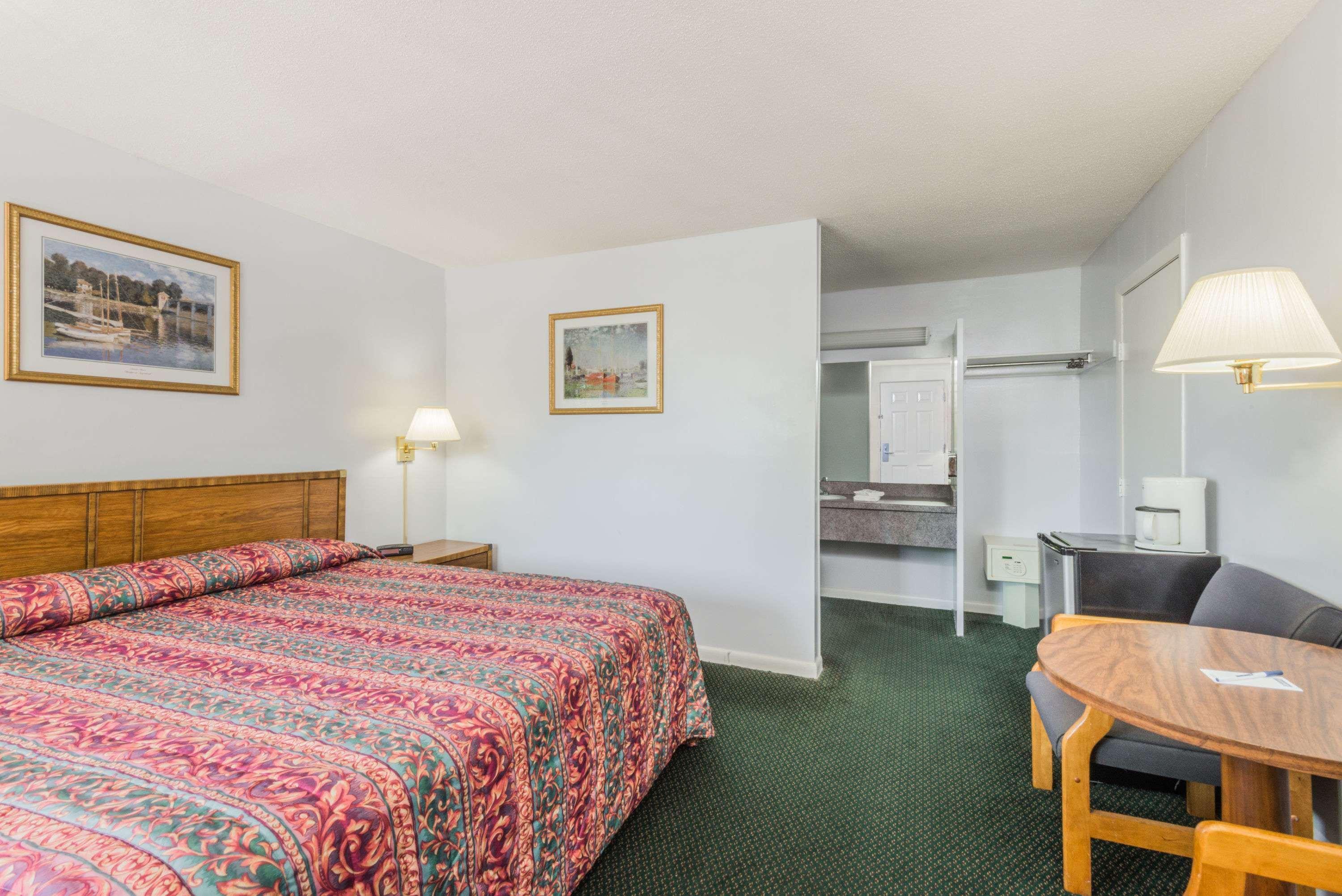 Travelodge By Wyndham Cape Cod Area West Dennis Buitenkant foto