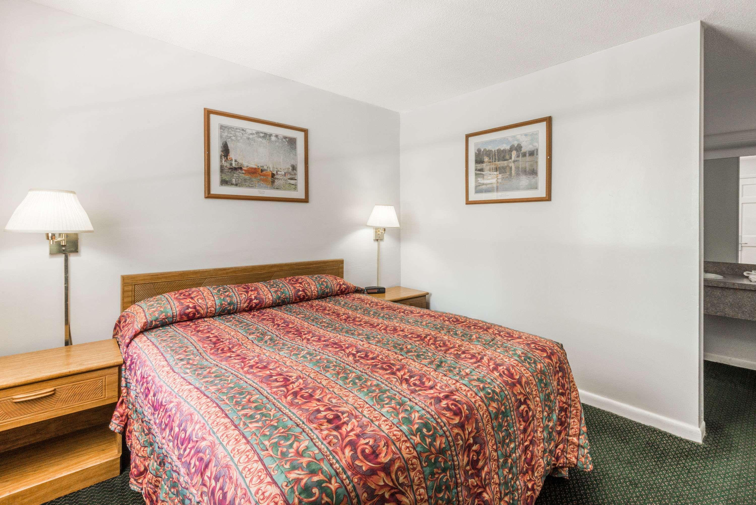 Travelodge By Wyndham Cape Cod Area West Dennis Buitenkant foto