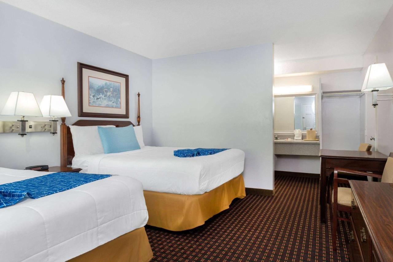 Travelodge By Wyndham Cape Cod Area West Dennis Buitenkant foto