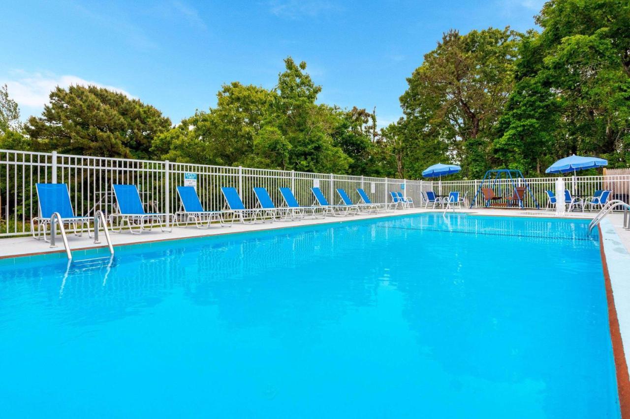 Travelodge By Wyndham Cape Cod Area West Dennis Buitenkant foto