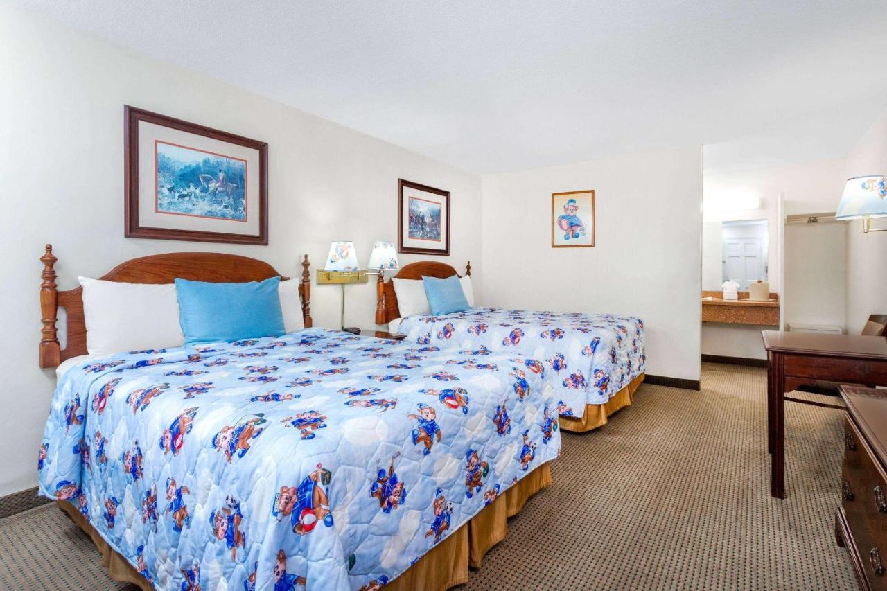 Travelodge By Wyndham Cape Cod Area West Dennis Buitenkant foto