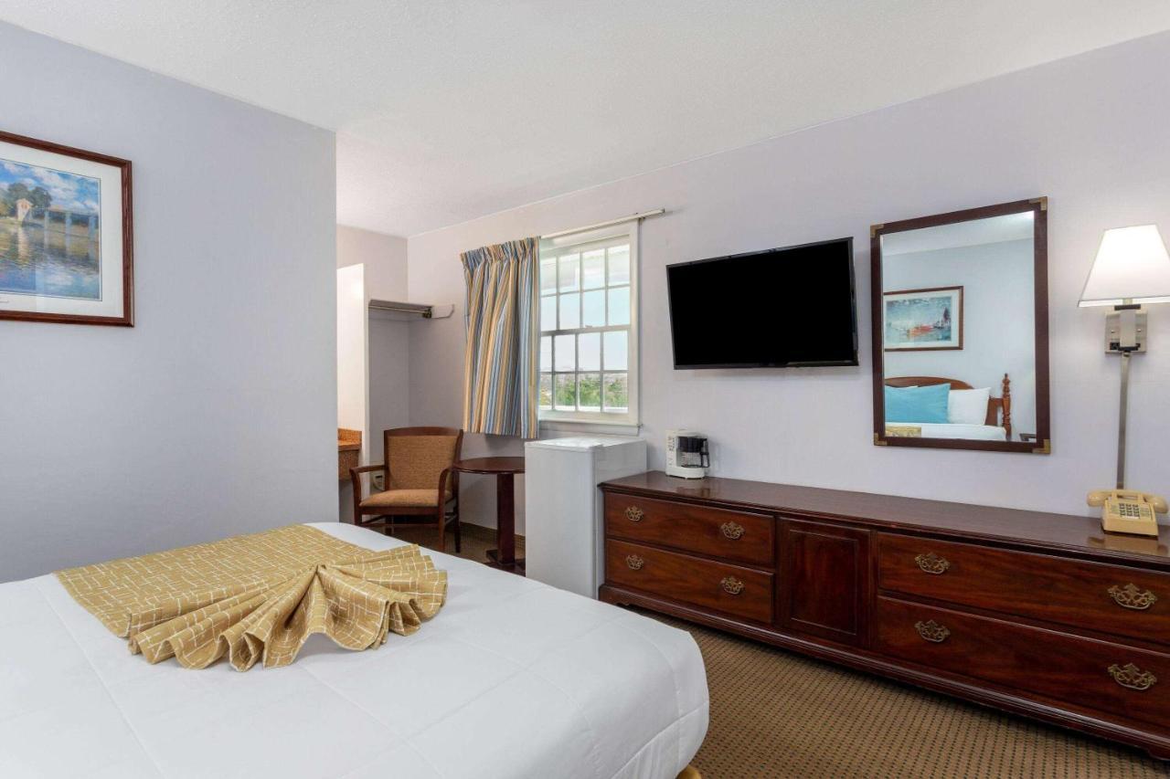 Travelodge By Wyndham Cape Cod Area West Dennis Buitenkant foto