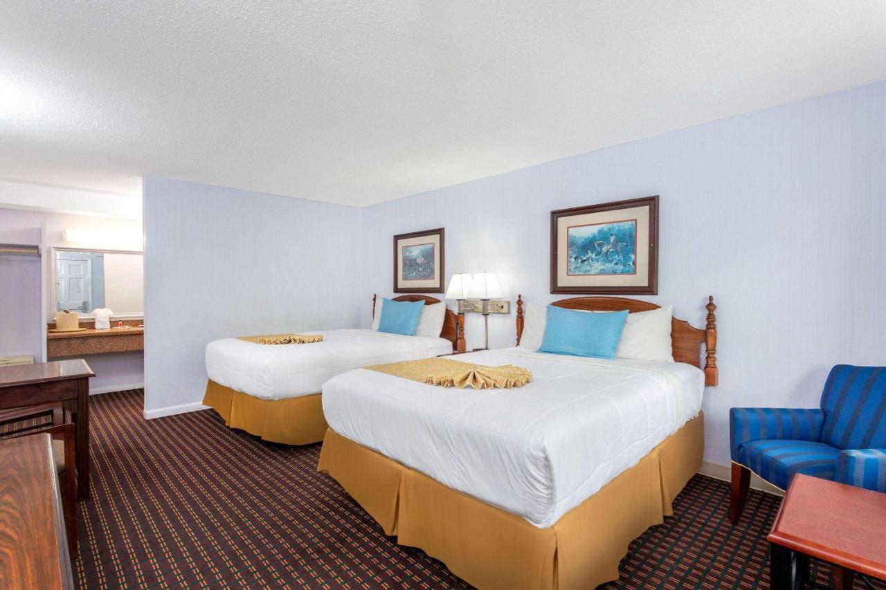 Travelodge By Wyndham Cape Cod Area West Dennis Buitenkant foto
