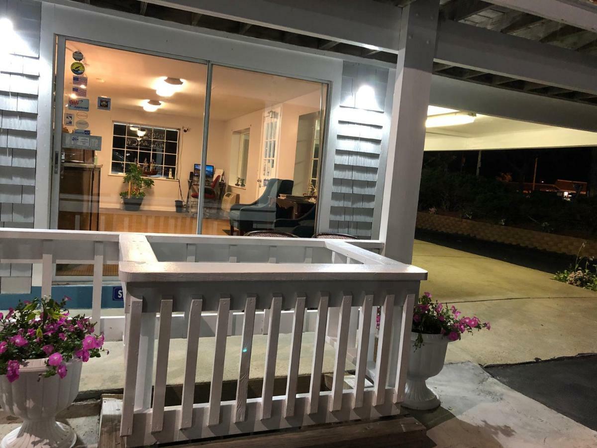 Travelodge By Wyndham Cape Cod Area West Dennis Buitenkant foto
